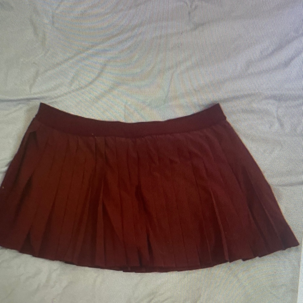 Lululemon Burgundy Pleated Skirt
